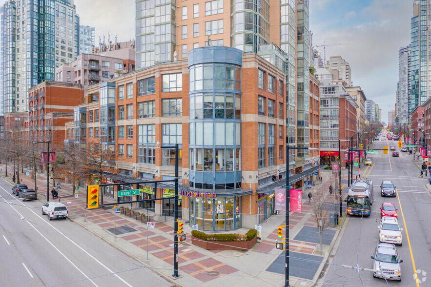 1207 Pacific Blvd, Vancouver, BC for sale - Building Photo - Image 1 of 7