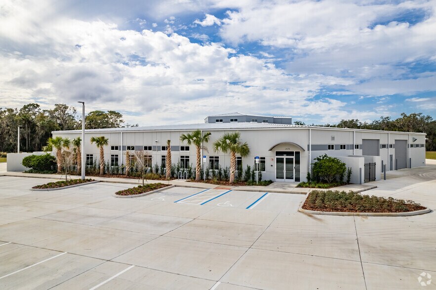 2678 Richmond Ave, Sanford, FL à vendre - Photo du bâtiment - Image 1 de 21