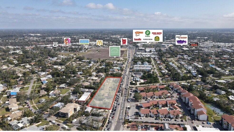 1631 Stickney Point Rd, Sarasota, FL à vendre - Photo du bâtiment - Image 1 de 8