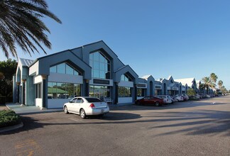 Plus de détails pour 1800-1900 SE Port Saint Lucie Blvd, Port Saint Lucie, FL - Bureau à louer