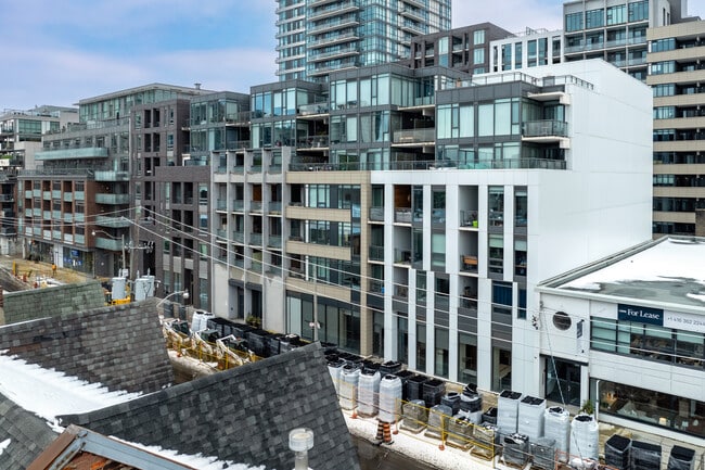 Plus de détails pour 20 Gladstone Ave, Toronto, ON - Bureau à louer