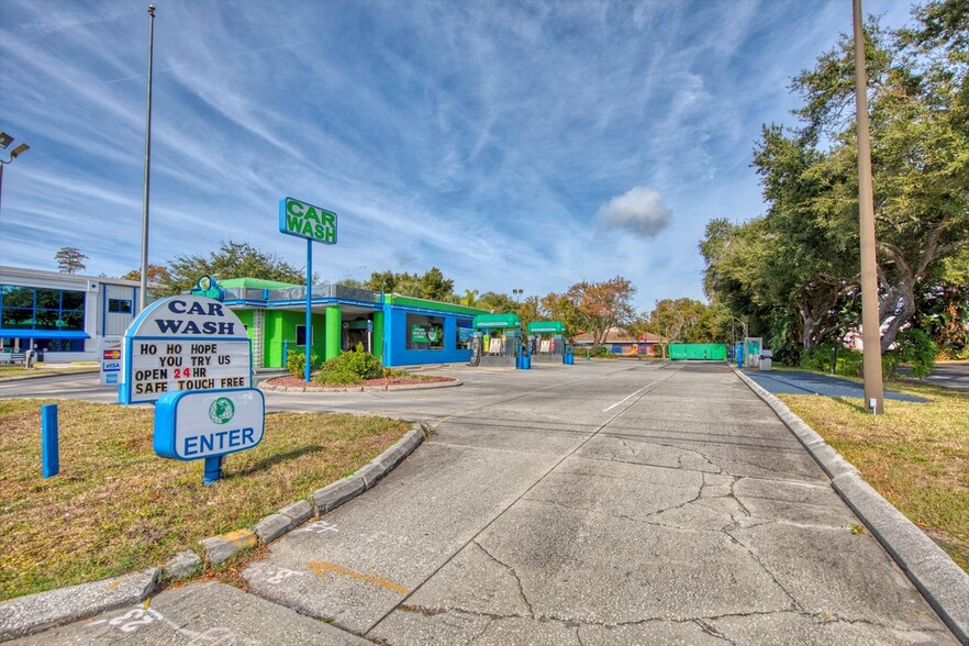 1994 Main St, Dunedin, FL for sale - Building Photo - Image 1 of 1