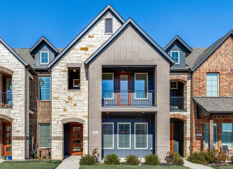 804 Eaglescliffe Lndg, Wylie, TX à vendre - Photo du bâtiment - Image 2 de 2