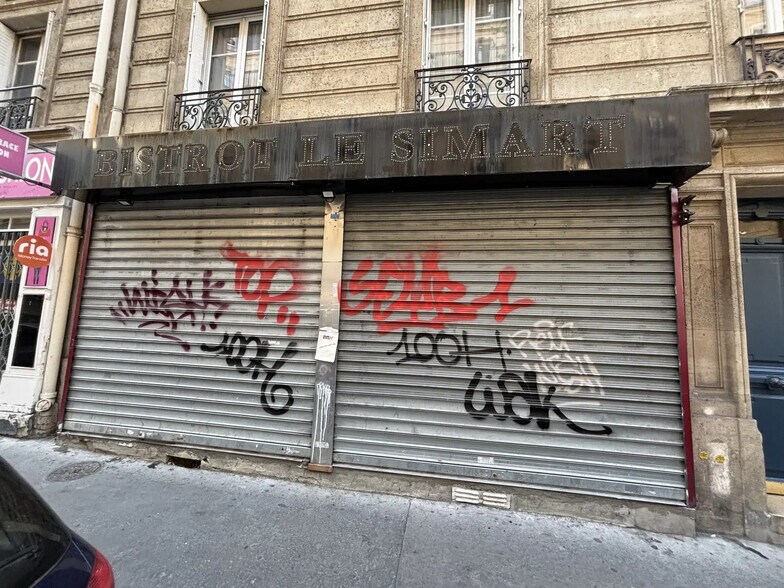 41 Rue Simart, Paris à louer - Photo du bâtiment - Image 2 de 14