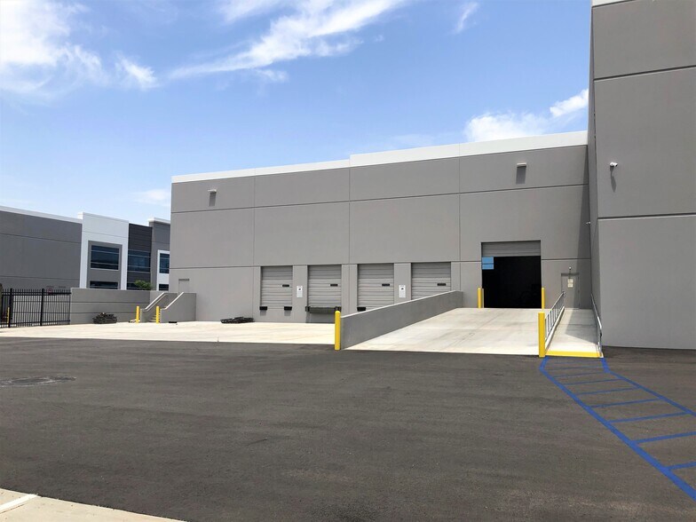 Stockdale Ct, Jurupa Valley, CA for lease - Building Photo - Image 3 of 10