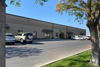 Plus de détails pour 4933 W Jennifer Ave, Fresno, CA - Industriel à louer