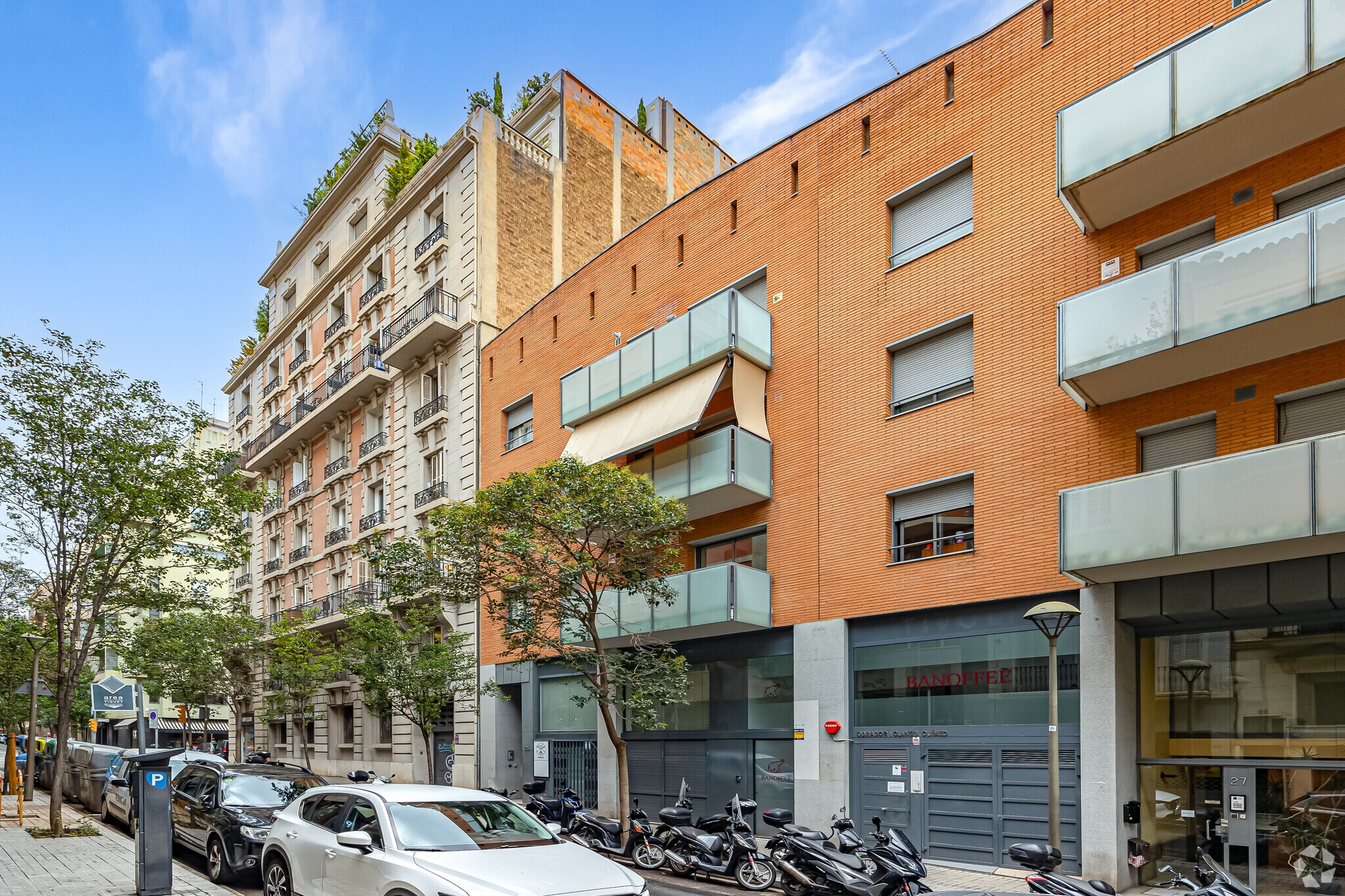 Multifamily in Barcelona, Barcelona for sale Primary Photo- Image 1 of 4