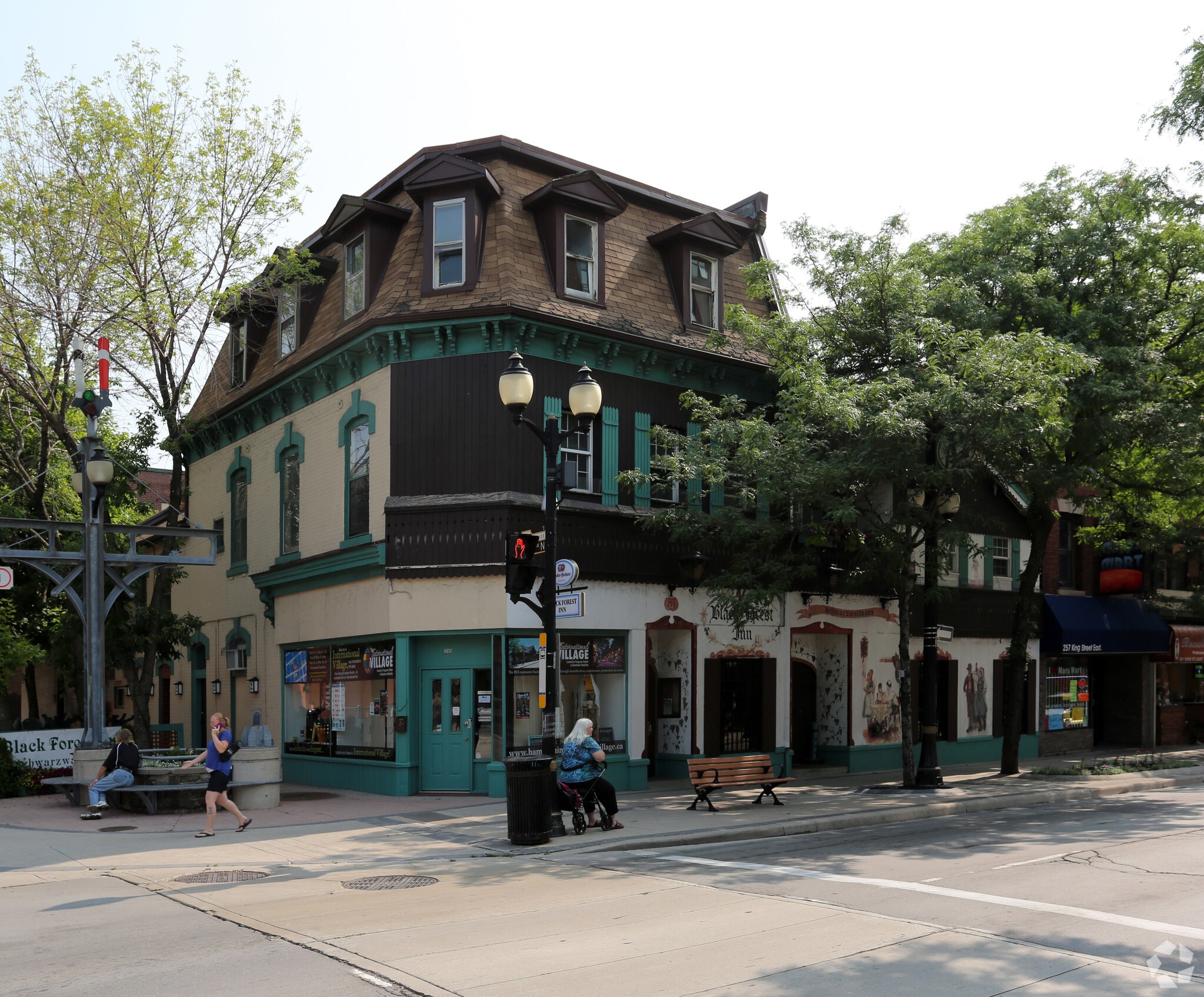 249-251 King St E, Hamilton, ON à vendre Photo du bâtiment- Image 1 de 31