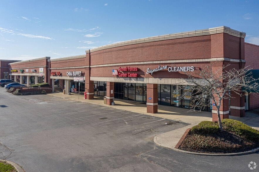 114-166 Belvedere Dr N, Gallatin, TN for lease - Primary Photo - Image 3 of 4