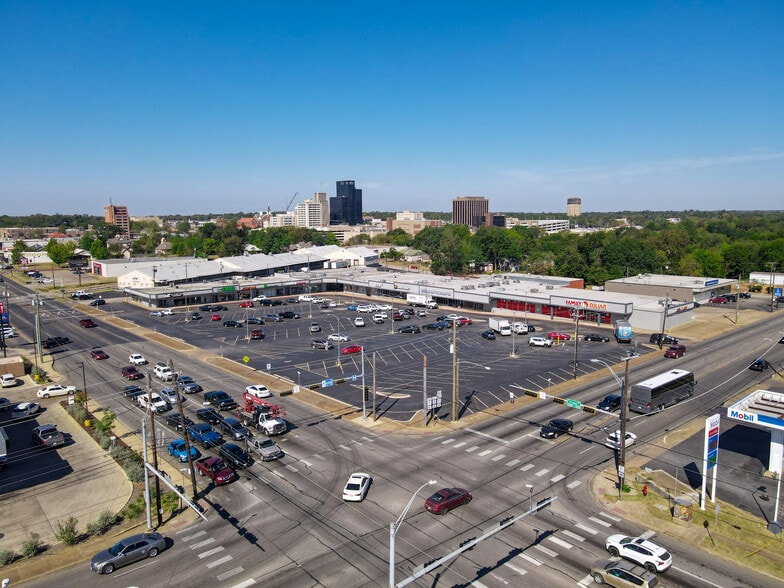 504 E Front St, Tyler, TX à louer - Photo du bâtiment - Image 3 de 6