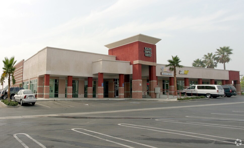 1627-1629 S Riverside Ave, Rialto, CA à louer - Photo du bâtiment - Image 2 de 8