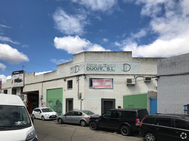 Industrial in Fuenlabrada, Madrid for lease - Building Photo - Image 2 of 2