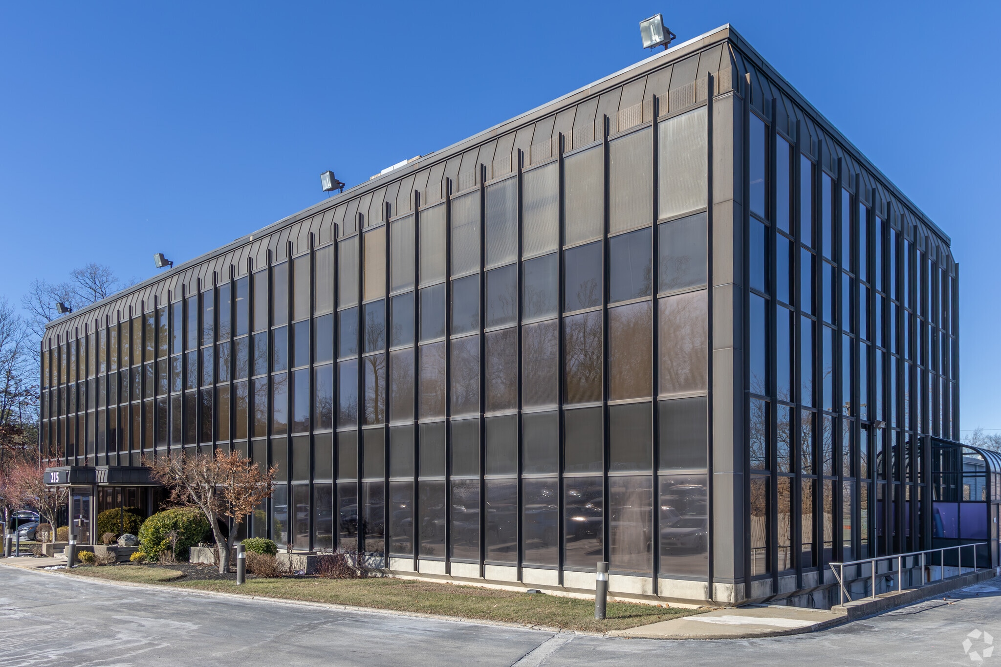 215 W Church Rd, King Of Prussia, PA for lease Building Photo- Image 1 of 14