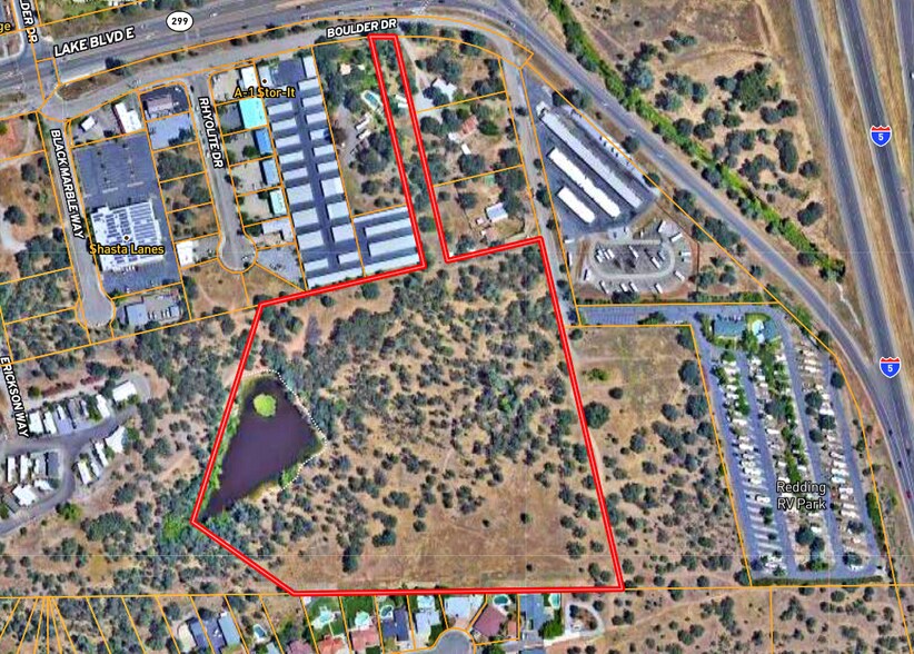 11050 Campers ct, Redding, CA à vendre - Photo du bâtiment - Image 2 de 5