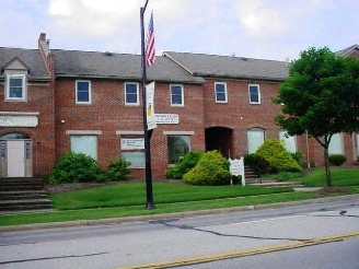 126 W Streetsboro St, Hudson, OH à louer - Photo du bâtiment - Image 1 de 29