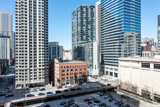 27 E Illinois St, Chicago, IL - Aerial  map view - Image1