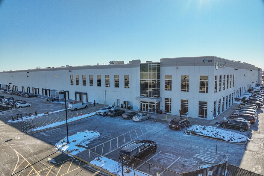 901 W Linden Ave, Linden, NJ for lease - Primary Photo - Image 1 of 5