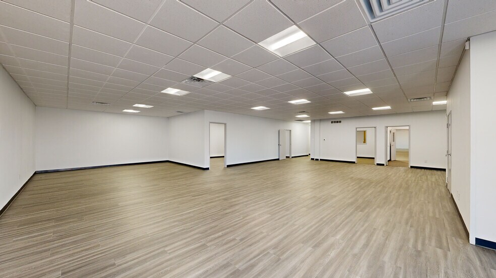 712-740 W Mockingbird Ln, Dallas, TX à louer - Numérisation 3D de Matterport - Image 3 de 20