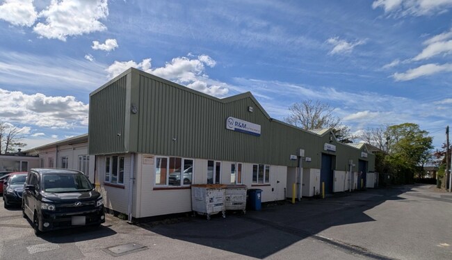 Plus de détails pour 362B Spring Rd, Southampton - Industriel à louer