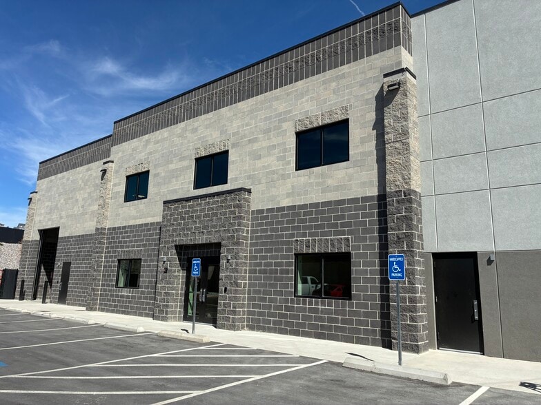 1657 S. Boston St STE B, Lehi, UT for lease - Building Photo - Image 3 of 18