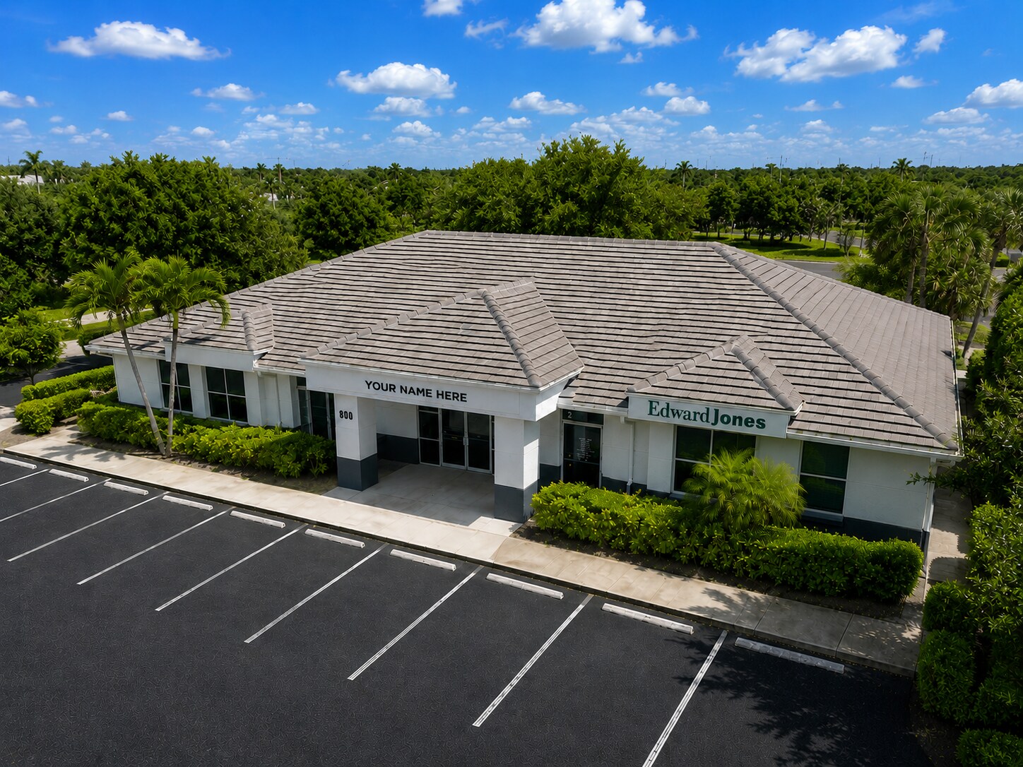 6150 Diamond Centre Ct, Fort Myers, FL à vendre Photo du bâtiment- Image 1 de 13