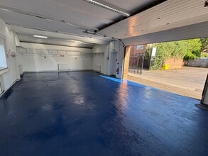 Desborough Park Rd, High Wycombe à louer Photo intérieure- Image 2 de 5