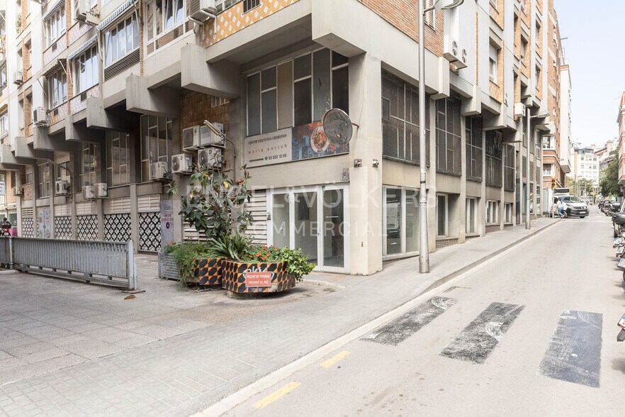 Carrer De Sant Elies, 11-19, Barcelona, Barcelona for sale - Building Photo - Image 1 of 12