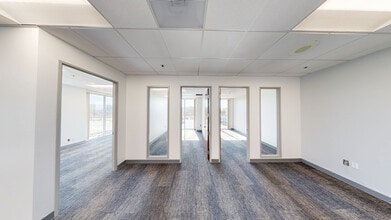 2375 Northside Dr, San Diego, CA for lease Interior Photo- Image 2 of 6