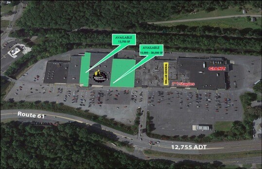 6116 Cressona Mall, Pottsville, PA à louer Photo du bâtiment- Image 1 de 2