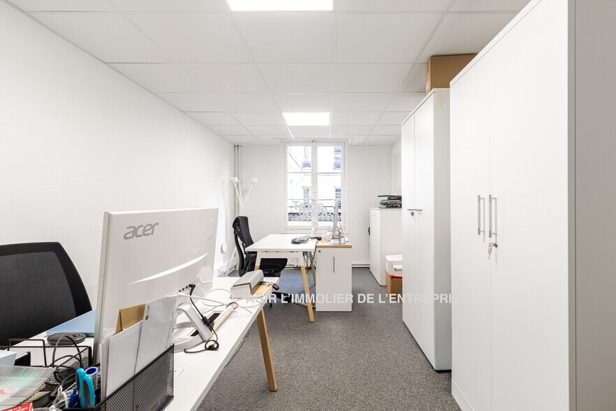 12 Rue De La Chaussee D'Antin, Paris à louer - Photo du bâtiment - Image 2 de 17