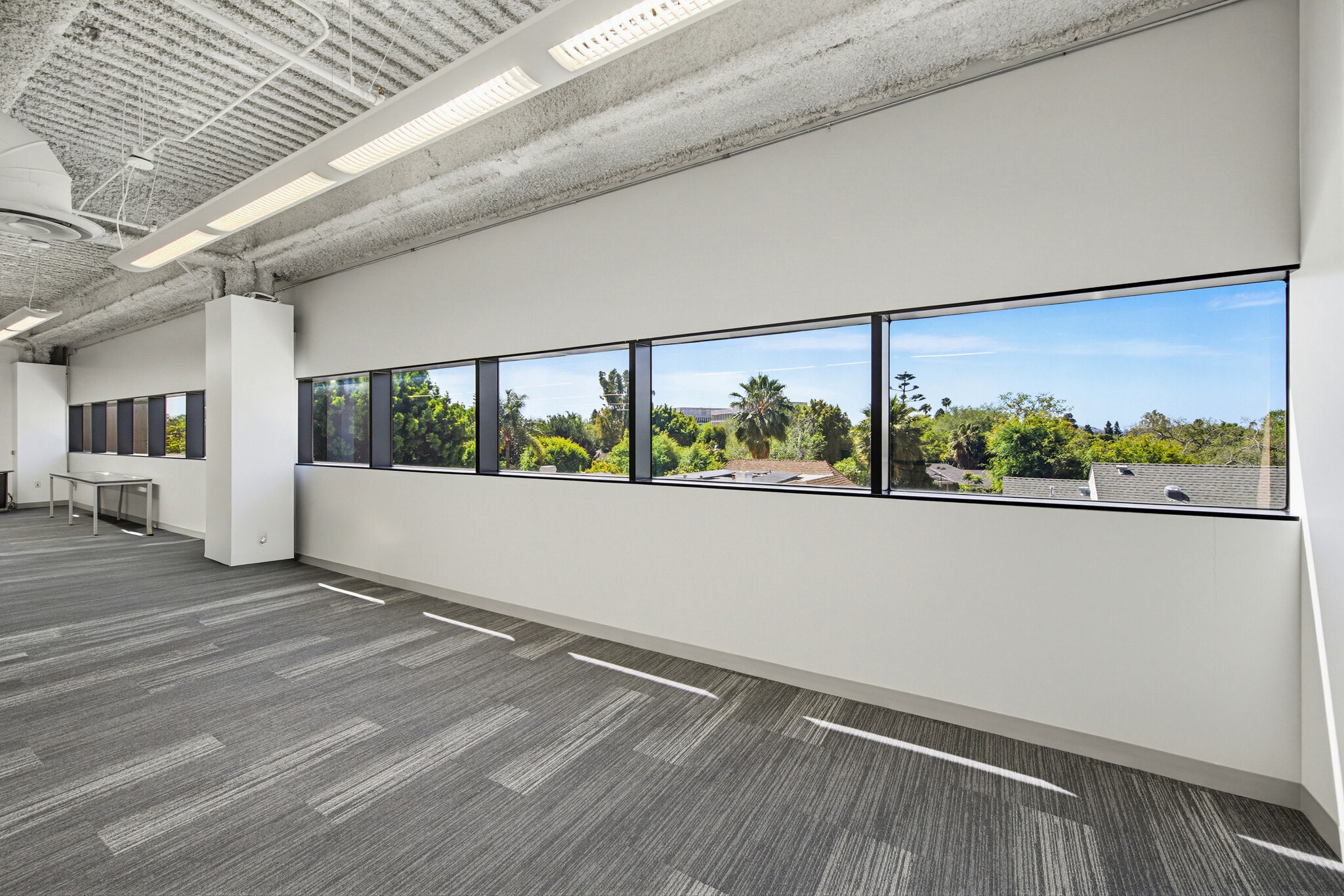6420 Wilshire Blvd, Los Angeles, CA à louer Photo intérieure- Image 1 de 6