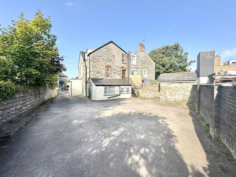 3A Hickman Rd, Penarth à louer - Photo du bâtiment - Image 2 de 32