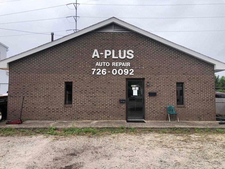 2512 W Pembroke Ave, Hampton, VA for sale - Building Photo - Image 1 of 15