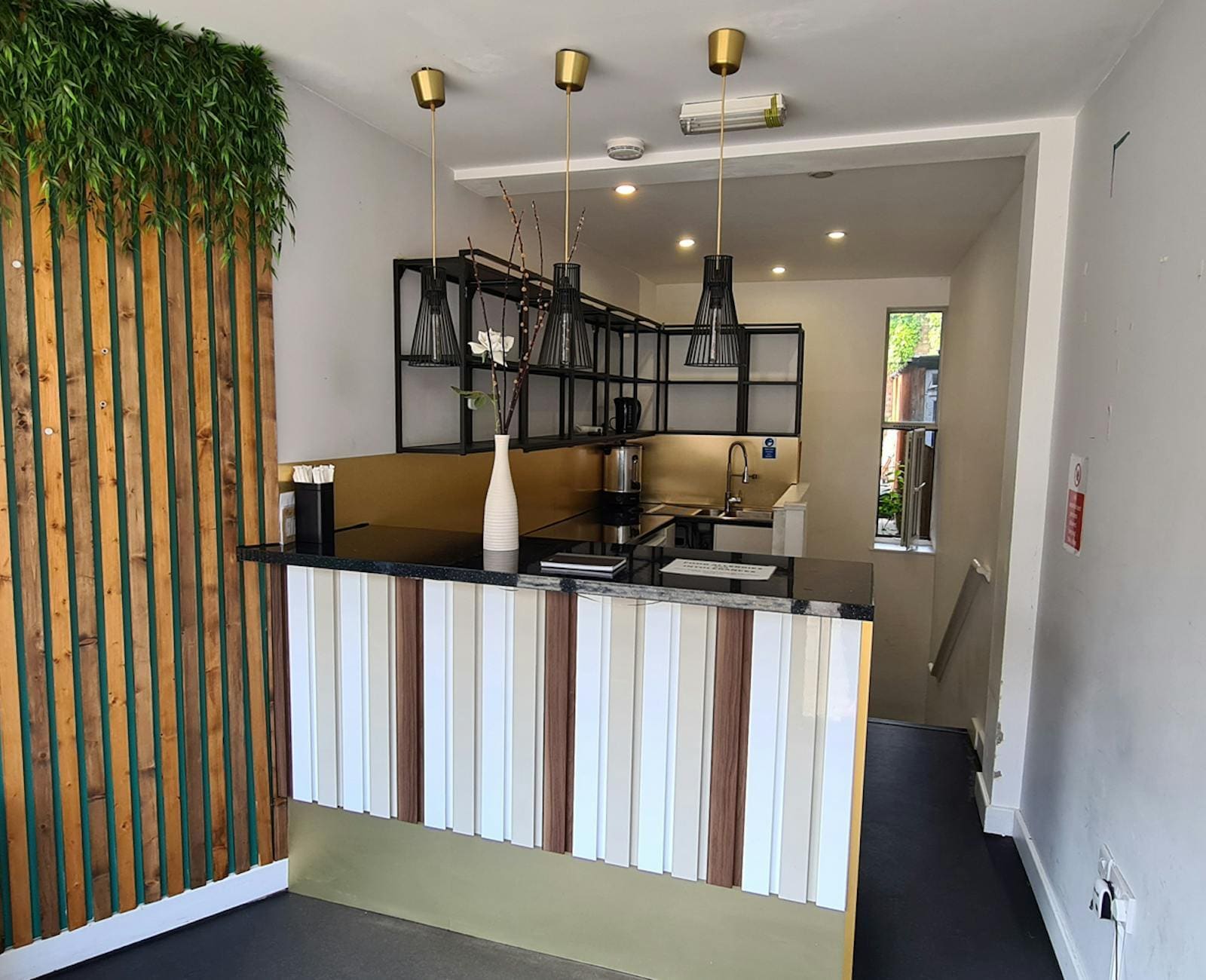 361A Roman Rd, London for lease Interior Photo- Image 1 of 7