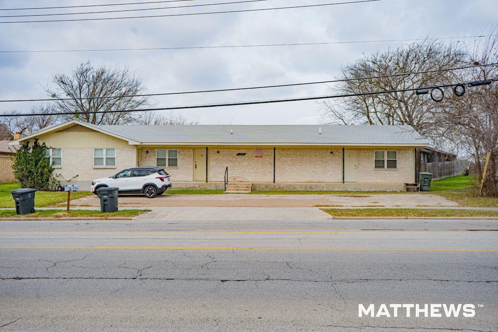 1203 Willow Springs Rd, Killeen, TX for sale Primary Photo- Image 1 of 3