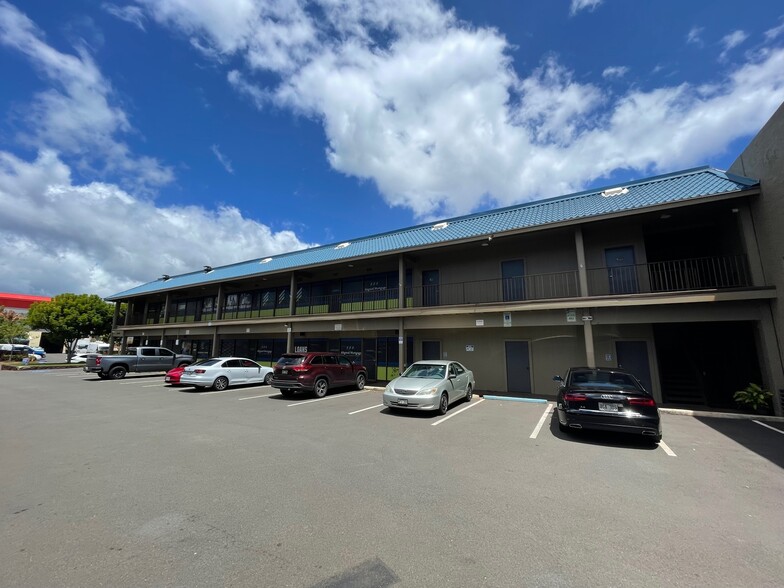 94-539 Puahi St, Waipahu, HI for sale - Building Photo - Image 1 of 1