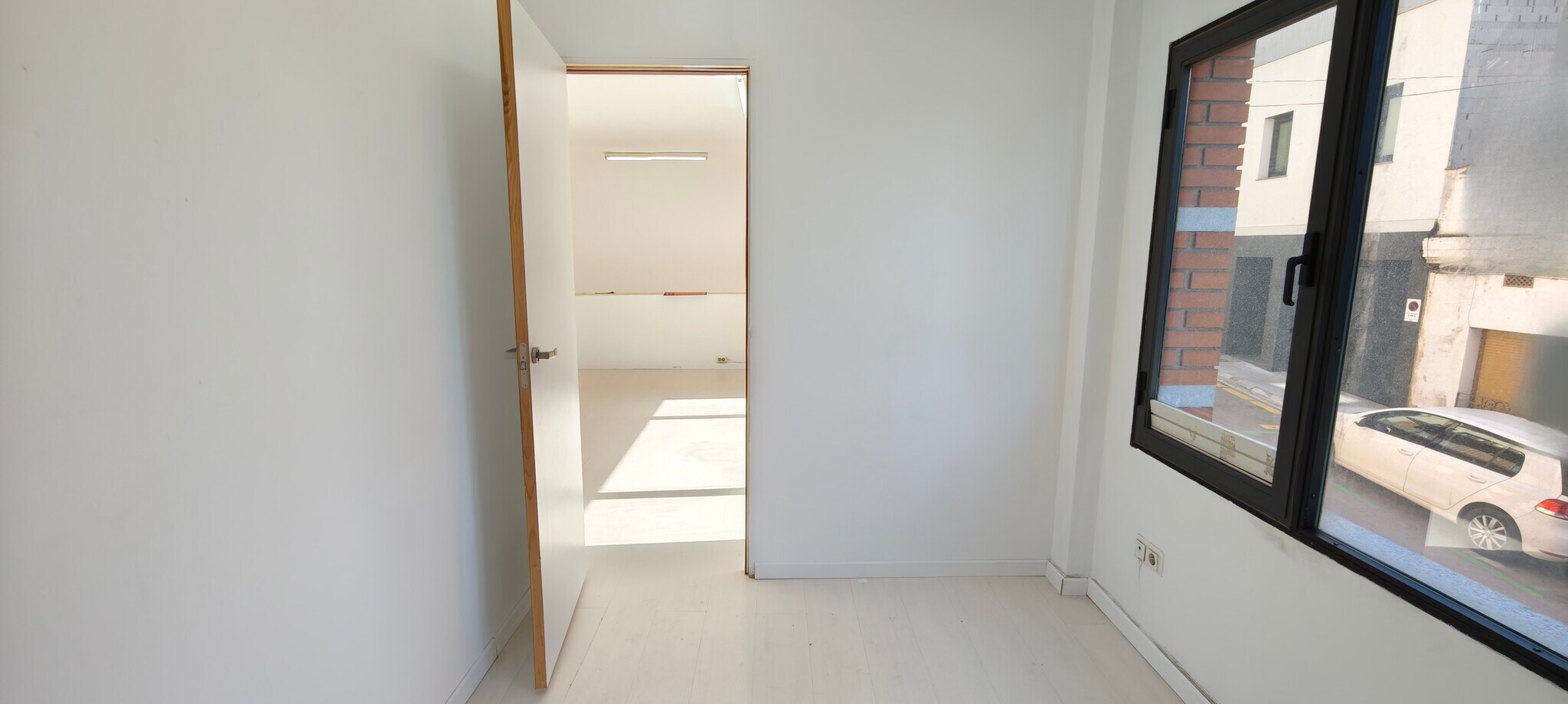 Retail in Granollers, Barcelona for lease Interior Photo- Image 1 of 4