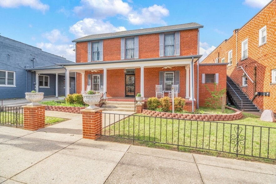 406 Wharf St, Loudon, TN à vendre - Photo du bâtiment - Image 2 de 14