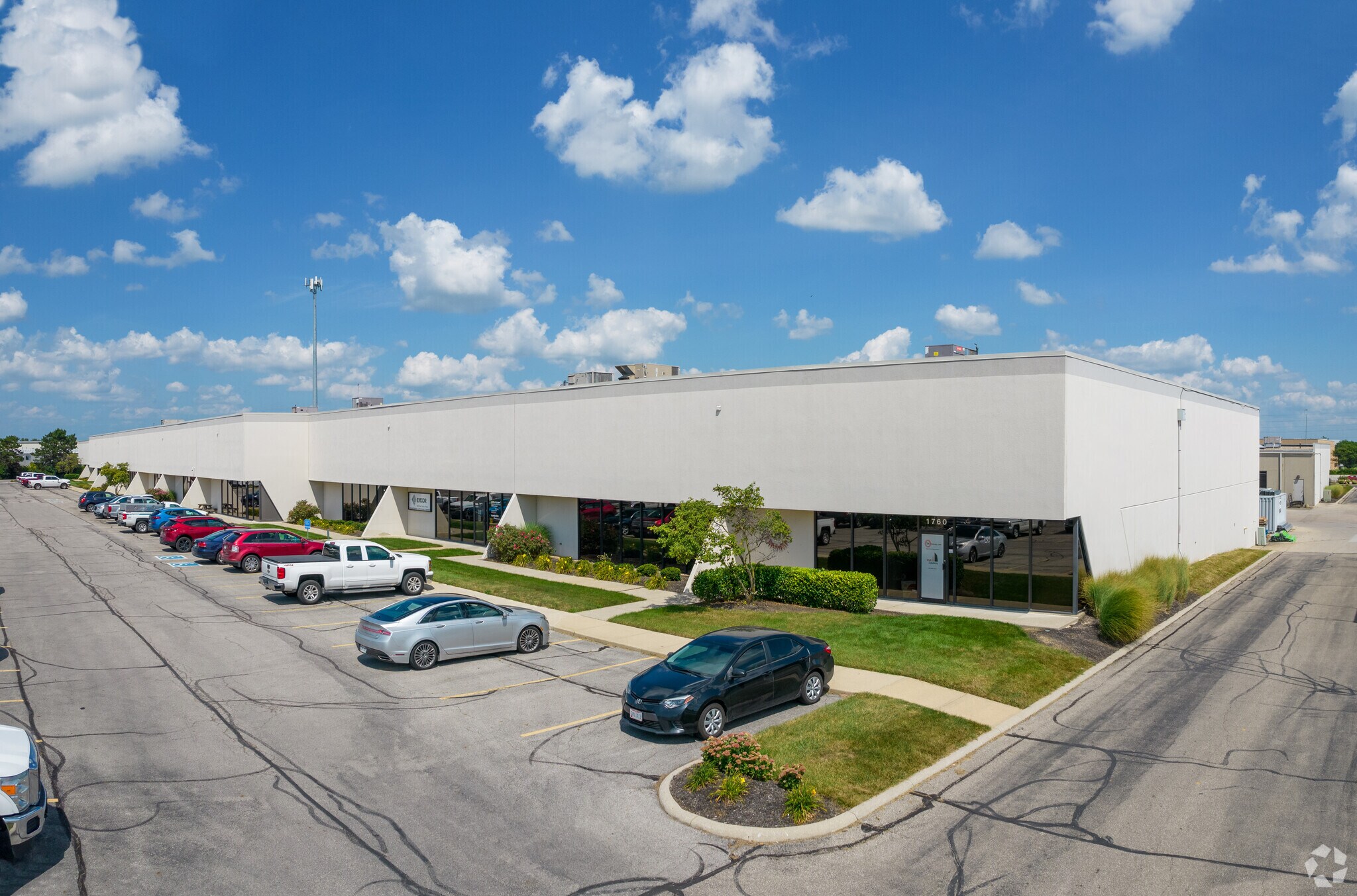 1760-1786 Dividend Dr, Columbus, OH for lease Primary Photo- Image 1 of 10