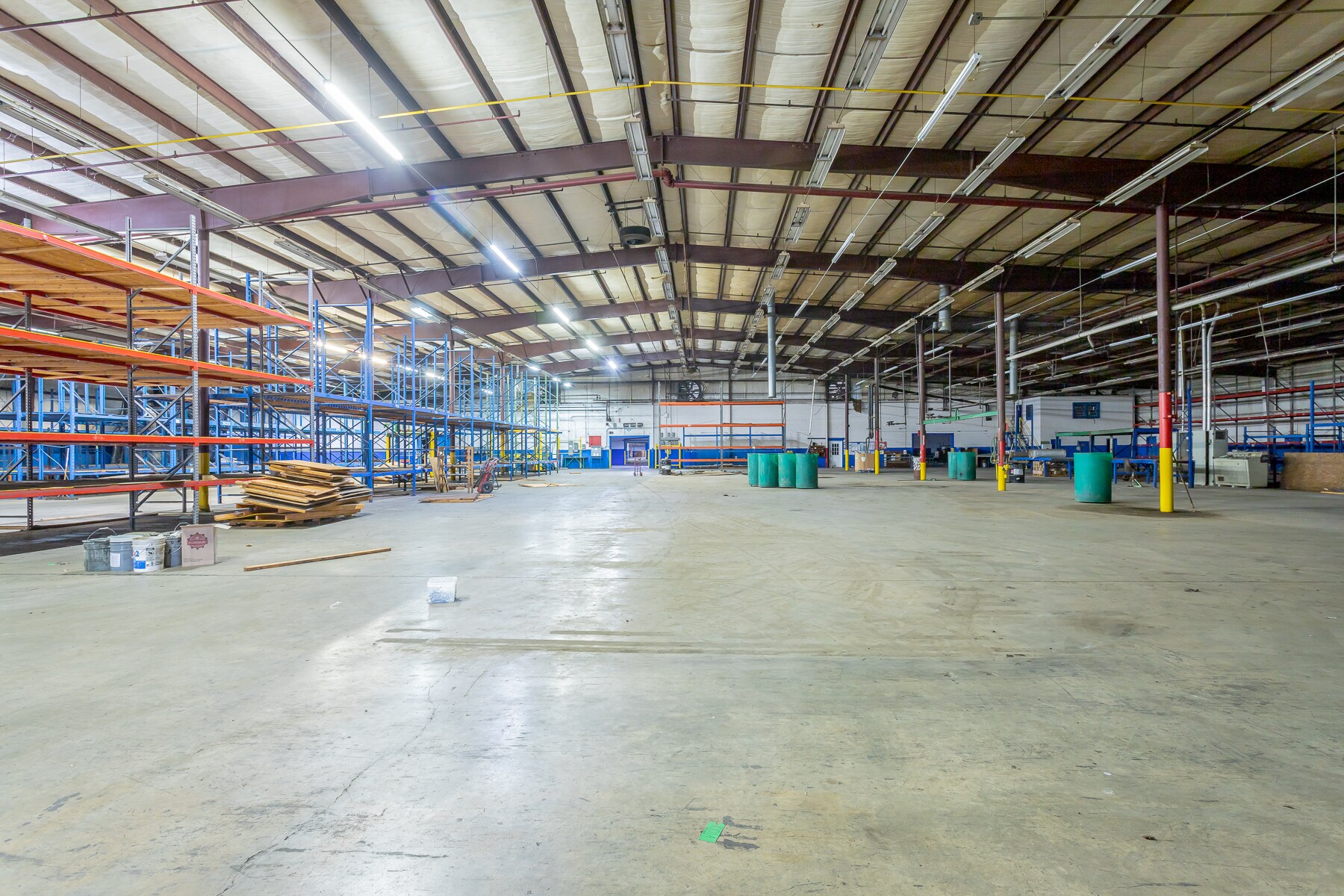 302 W Cherokee St, LaFayette, GA for lease Primary Photo- Image 1 of 11