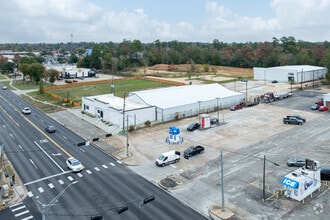 2004 N Frazier St, Conroe, TX - Aerial  map view