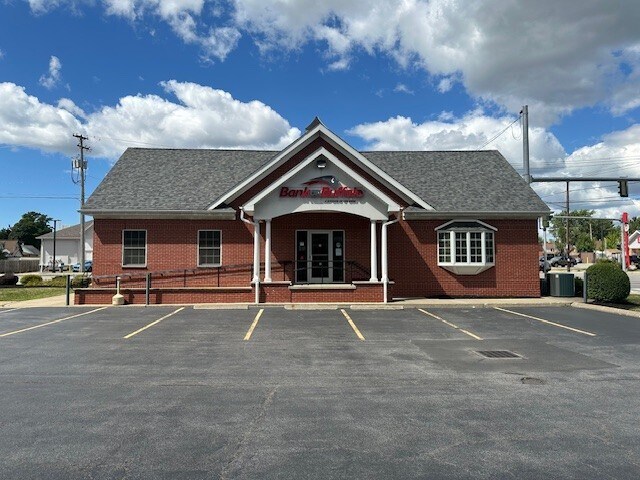 Plus de détails pour 3619 Walden Ave, Lancaster, NY - Commerce de détail à vendre