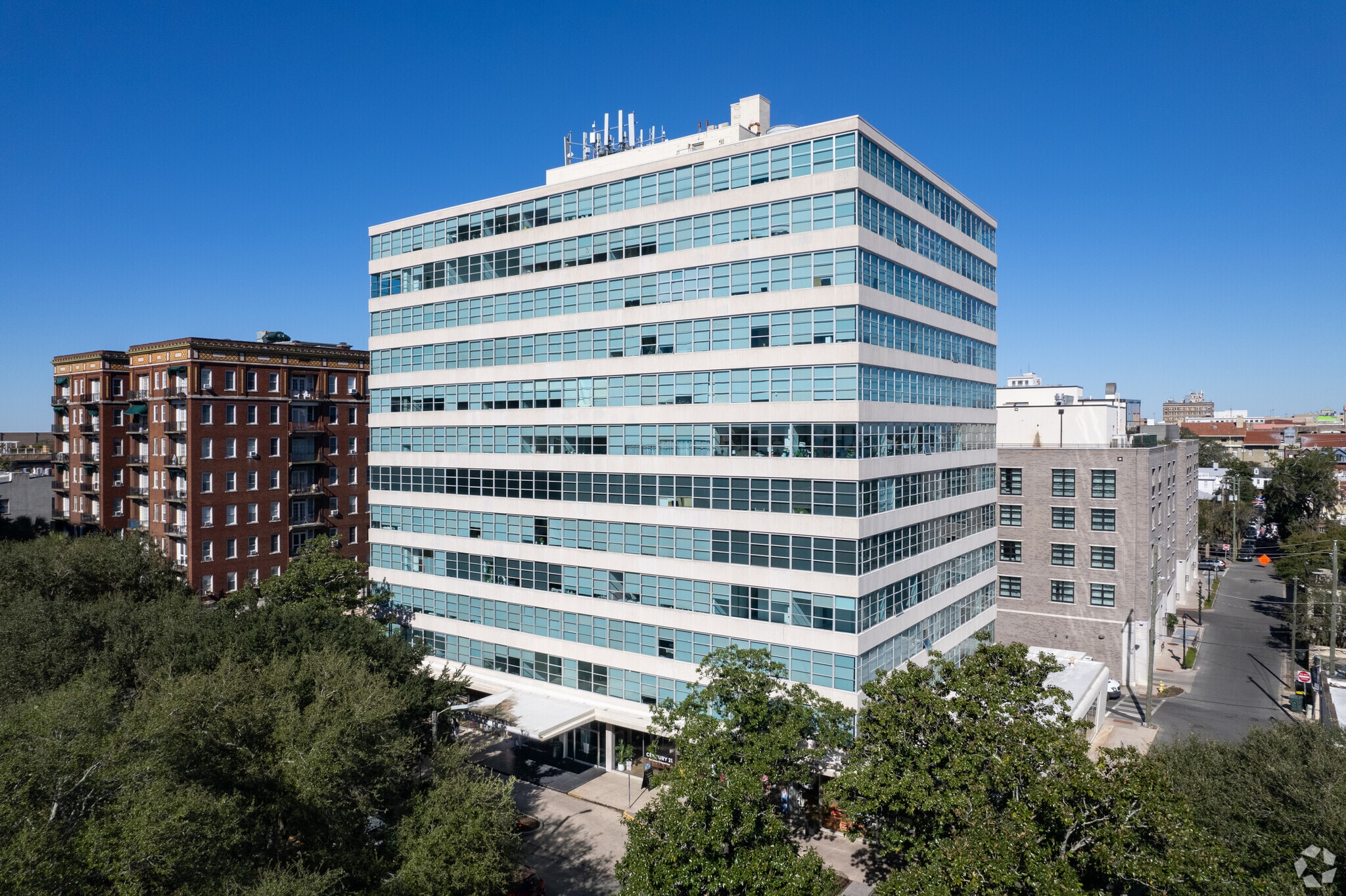 102 E Liberty St, Savannah, GA for lease Primary Photo- Image 1 of 13