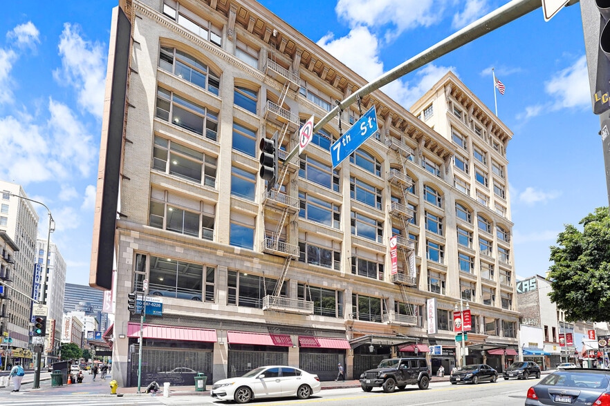 309 W 7th St, Los Angeles, CA for lease - Building Photo - Image 3 of 6