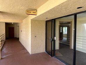 12995 S Cleveland Ave, Fort Myers, FL à louer Photo intérieure- Image 1 de 8