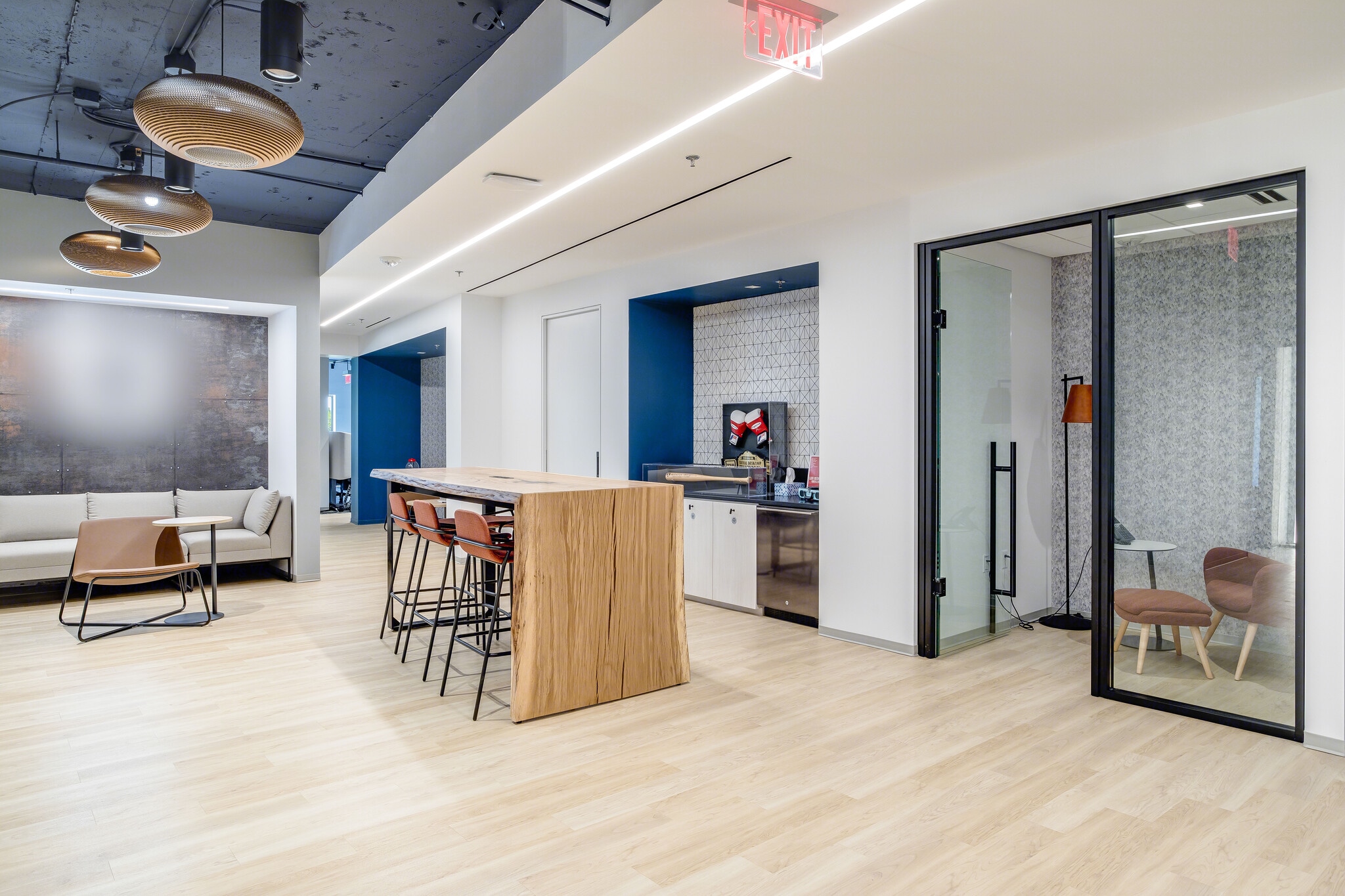 3400 Idaho Ave NW, Washington, DC for lease Interior Photo- Image 1 of 13