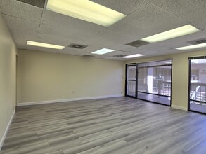 960 Saratoga Ave, San Jose, CA for lease Lobby- Image 1 of 4