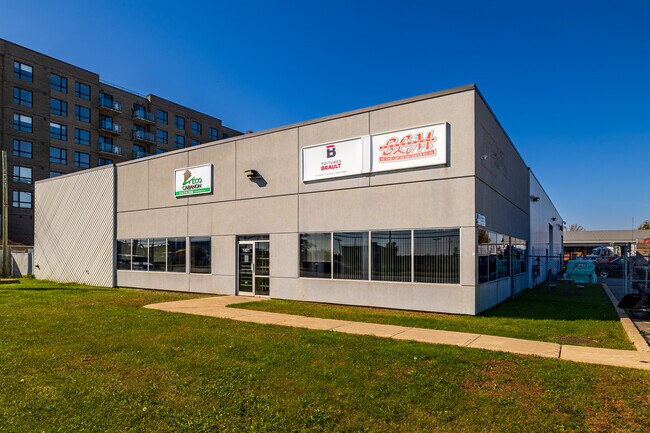 More details for 1421-1427 Av De La Gare, Mascouche, QC - Office for Lease