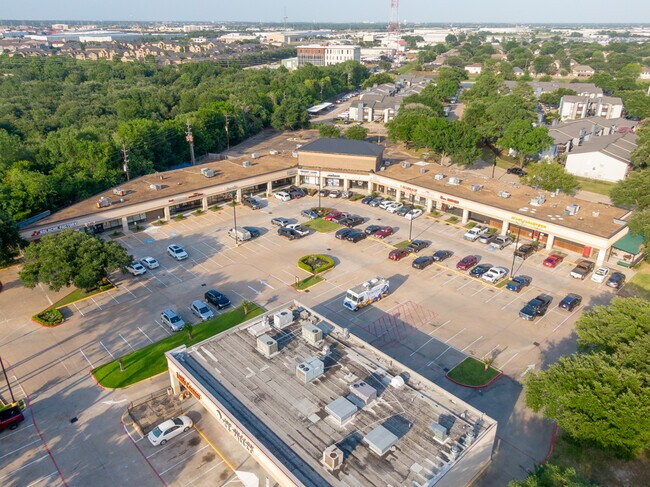 Plus de détails pour 8604-8686 N Hwy 6, Houston, TX - Commerce de détail à louer