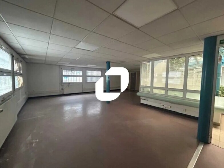 57 Rue Francis Combe, Cergy à louer - Photo du bâtiment - Image 3 de 8